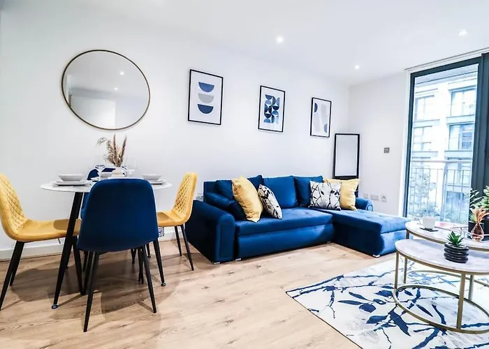 Canary Wharf-10% Discount-Fibre Wifi-5Mins To Tube