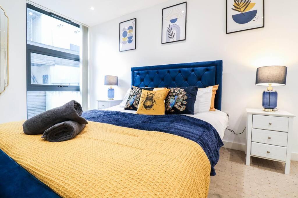 Canary Wharf-10% Discount-fibre Wifi-5mins To Tube Апартаменты *